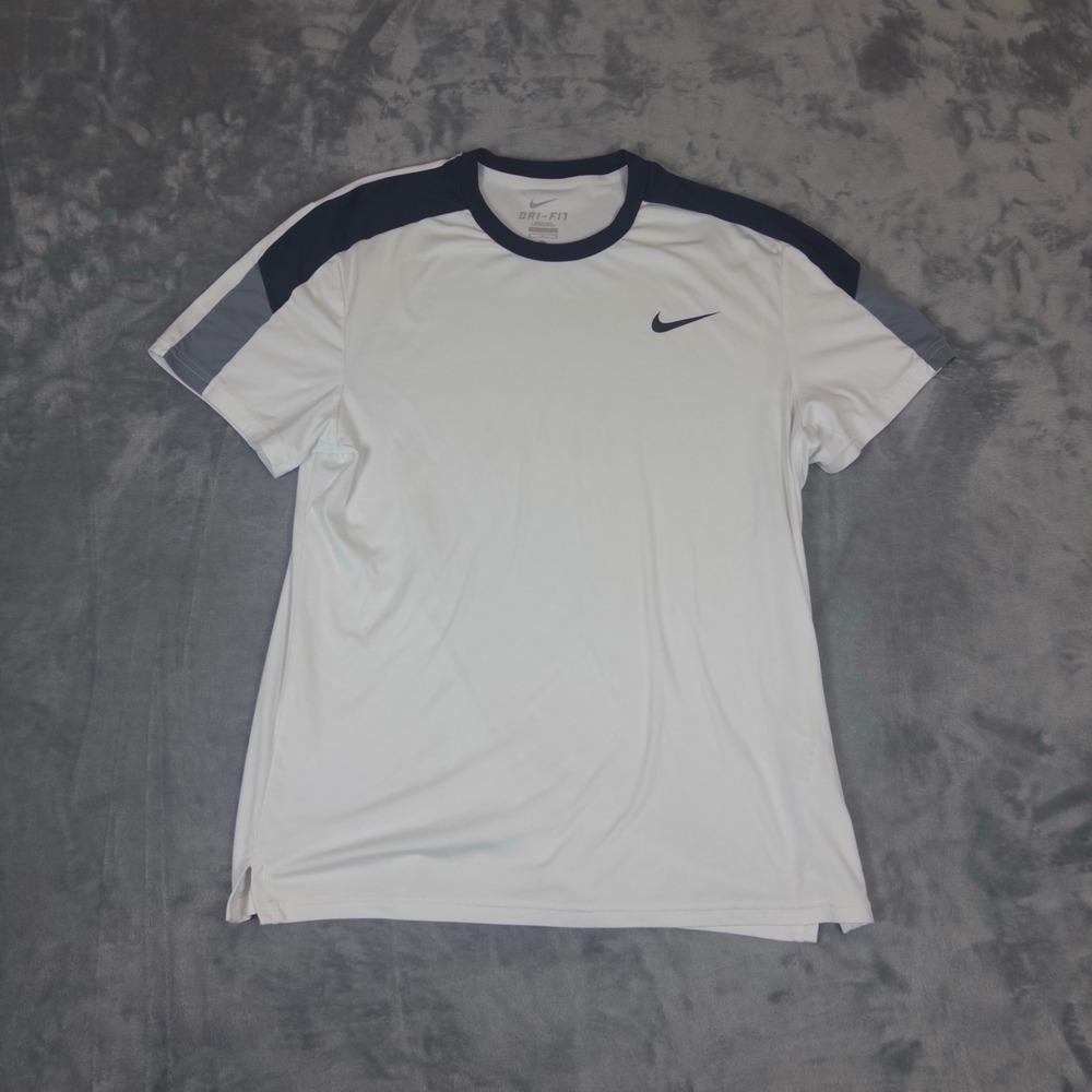 Nike Dri-FIT Shirt Mens Medium White Navy Blue Grey Colorblock Tee 644784